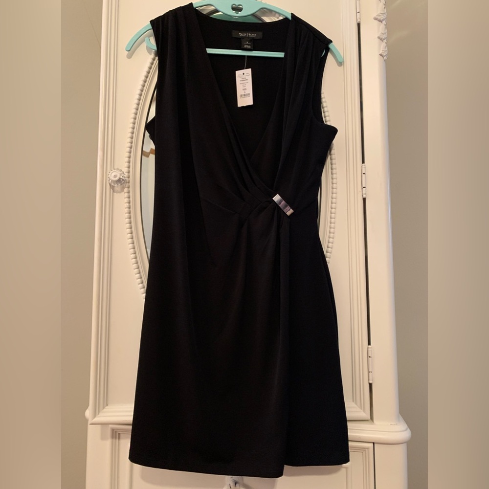 🔥NWT White House Black Market— Black Mini Dress Size Small🔥